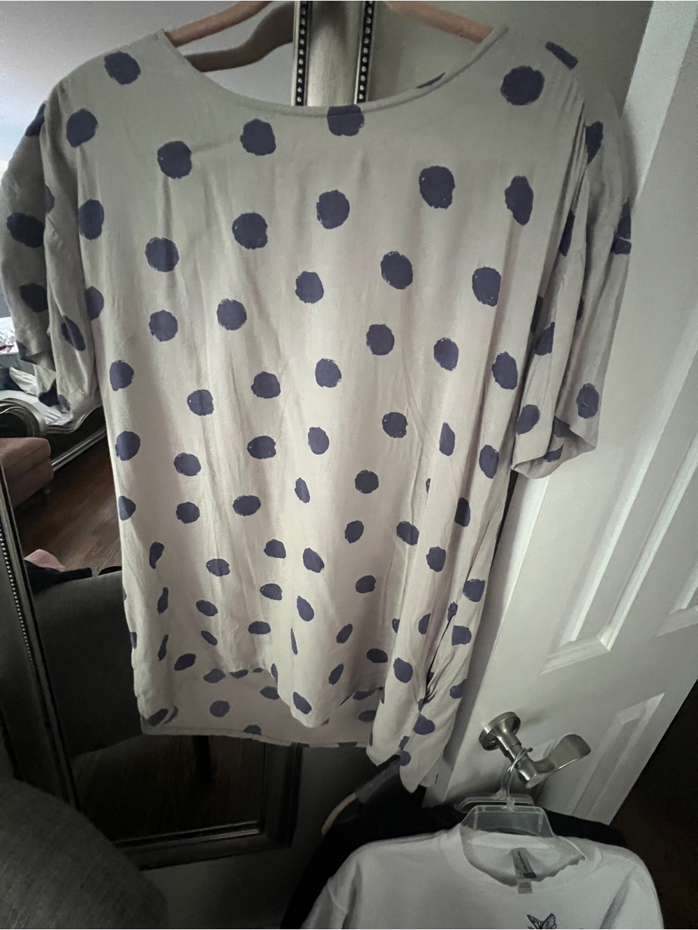 Women’s Short-Sleeve Polka Dot Tee in Cream with Blue Dots